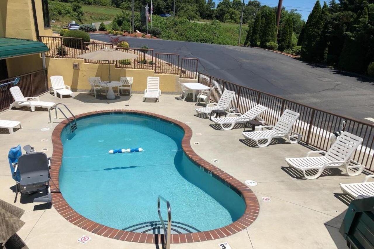 Quality Inn Hillsville Exterior foto